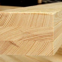 Клееный брус из лиственницы класс Экстра 100x100x6000 мм Клееный брус из лиственницы класс Экстра 100x100x6000 мм