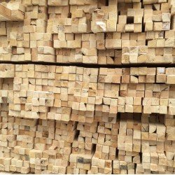 Обрезной брусок из сосны 20x40x3000 мм Обрезной брусок из сосны 20x40x3000 мм