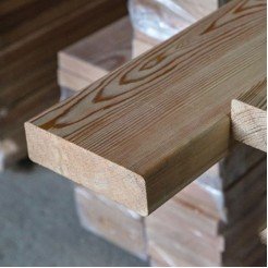 Палубная доска из лиственницы класс В 35x140x4000 мм Палубная доска из лиственницы класс В 35x140x4000 мм