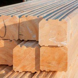 Профилированный брус из лиственницы 150x150x6000 мм Профилированный брус из лиственницы 150x150x6000 мм