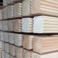 Профилированный брус из лиственницы 200x200x6000 мм Профилированный брус из лиственницы 200x200x6000 мм