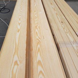 Строганная доска из лиственницы 25x150x6000 мм Строганная доска из лиственницы 25x150x6000 мм