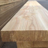 Строганная доска из лиственницы 50x200x6000 мм Строганная доска из лиственницы 50x200x6000 мм